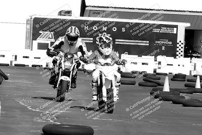 media/Mar-20-2023-Moto Forza (Mon) [[d0bbc59e78]]/Around the Pits/